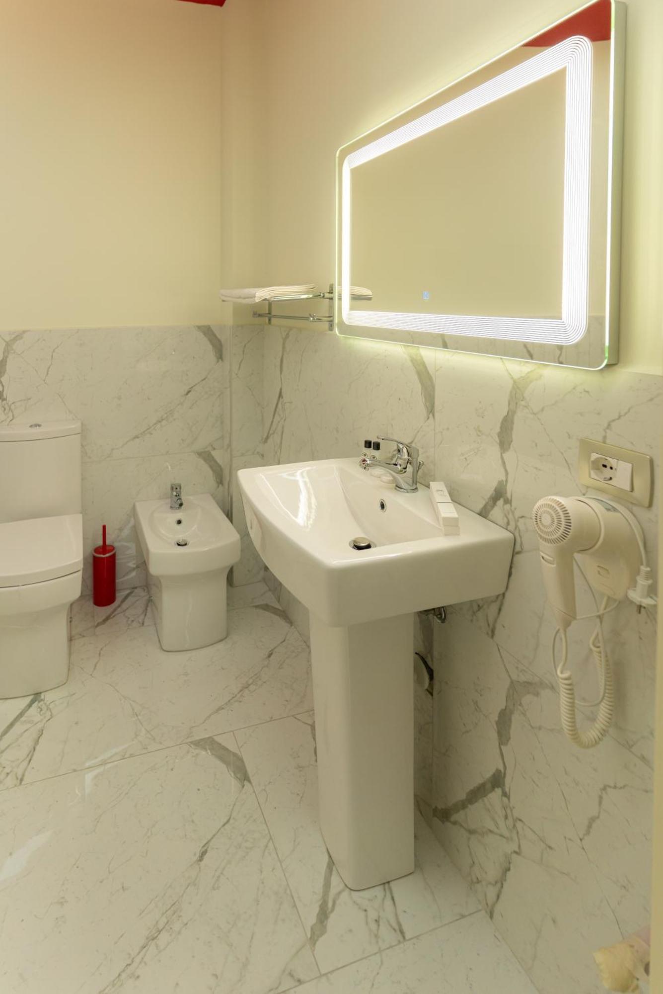 Alko Hotel Shkoder Exterior photo