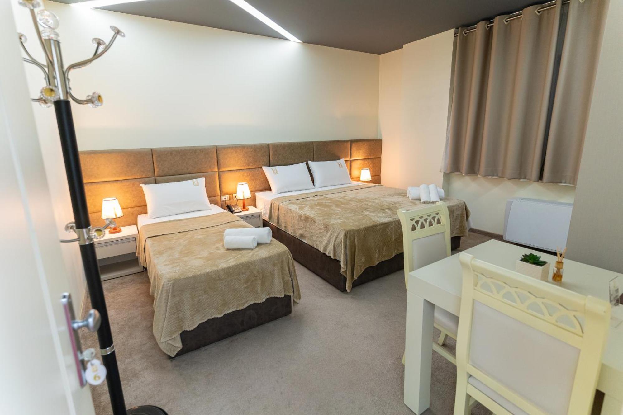 Alko Hotel Shkoder Exterior photo